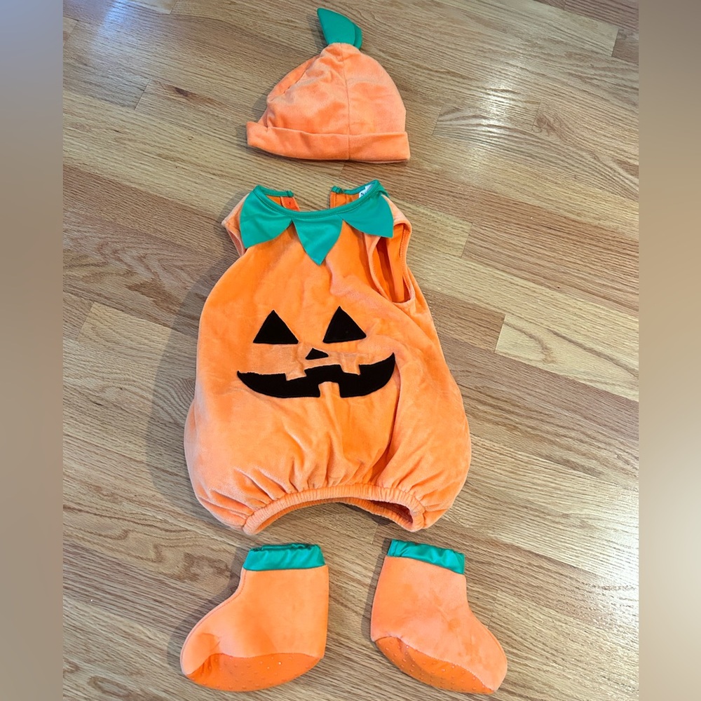 Toddler pumpkin Halloween costume 18-24M